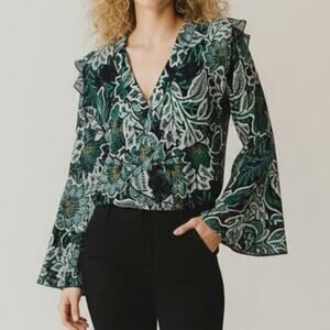 Band Of The Free Green Ruffled V-Neck Bell Sleeve Bodysuit Women's Size S NWT